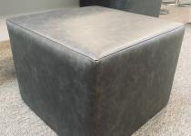Used Cube Seat/Ottoman