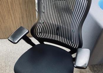 Used Black Breathable Back Task Chair