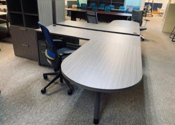 New Left Return Desk with Lateral File Cabinet & Storage Shelves, Mobile File Pedestal, & Aqua Mesh Back Task Chair