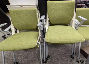 Green stackable wheeled office chair