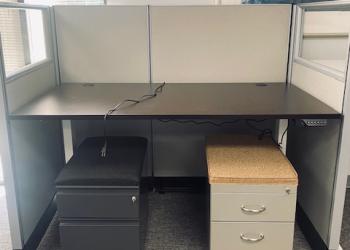 Used Adjustable Height Table Desk & Cube & Cushion Top Mobile File Pedestals