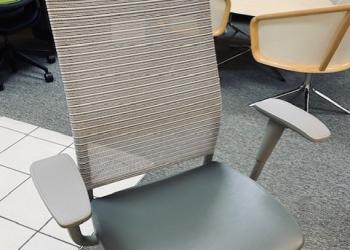 Used Gray Striped Mesh Back Task Chair