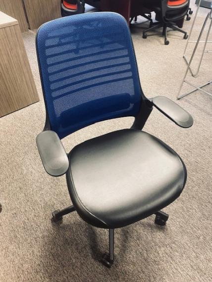 Used Navy Blue & Black Mesh Back Task Chair