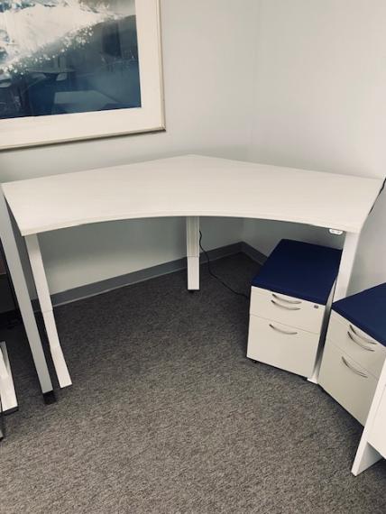 New Adjustable Height Table Desk & Cushion Top Mobile File Pedestals