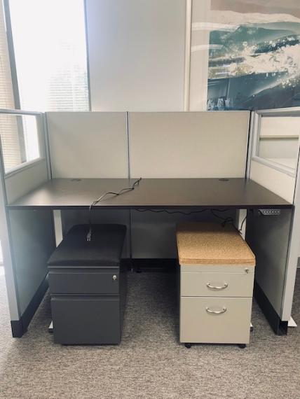 Used Adjustable Height Table Desk & Cube & Cushion Top Mobile File Pedestals