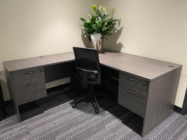 New Double Pedestal L-Shaped Desk & Task Chair