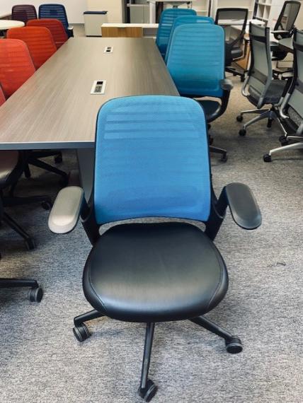 Used Blue Mesh Back Task Chair