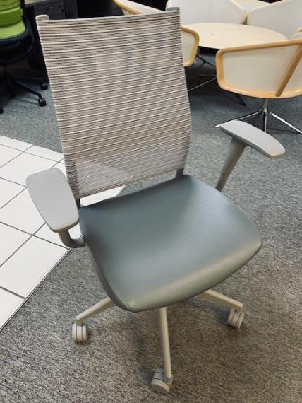 Used Gray Striped Mesh Back Task Chair