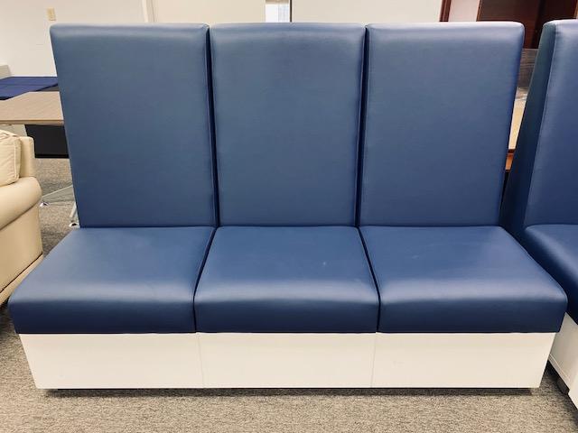 Used Navy & White Lounge Bench