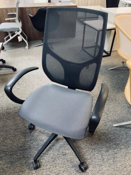Used Gray & Black Mesh Back Task Chair
