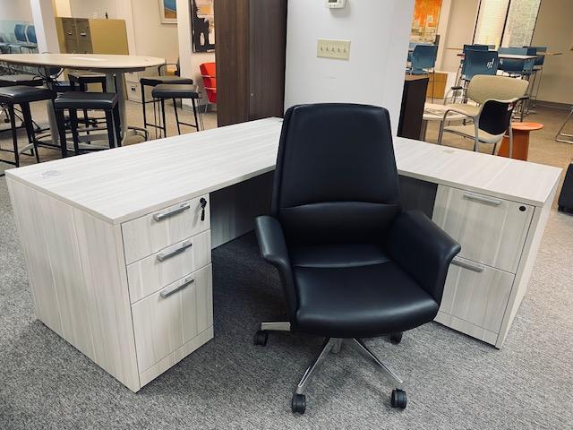 New Double Pedestal Silver Birch L-Shaped Desk & Black Conference Chair